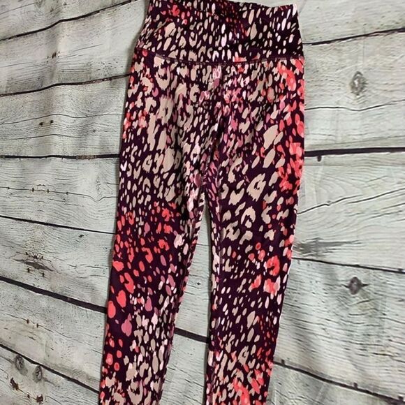 🔮 FILA | Sport Colorful Leopard Print Leggings - Picture 1 of 4
